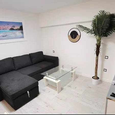 アパート Jsh Primera Linea