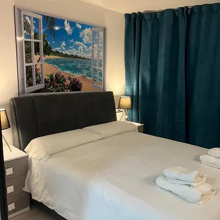 Jsh Primera Linea アパート ベニドルム